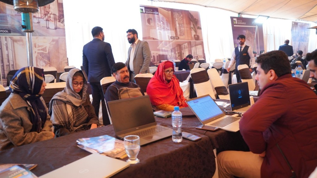 Lahoris throng to Zameen.com’s family gala at Zameen&nbsp;Opal