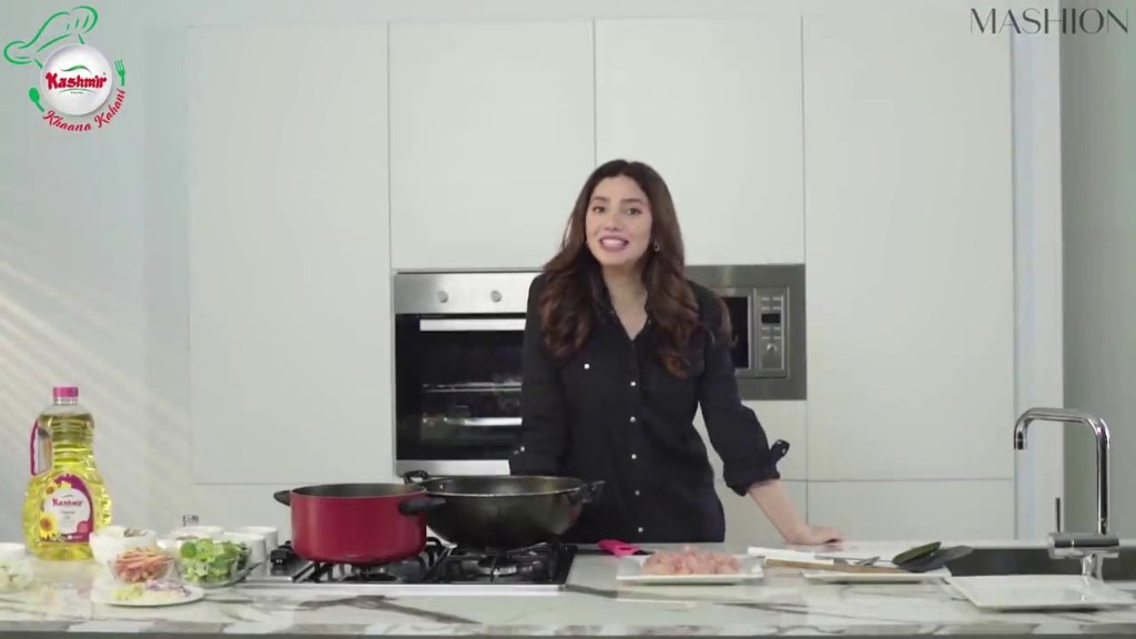 3 Pakistani Actresses Who Are Amazing Chefs as Well, You Don’t Know